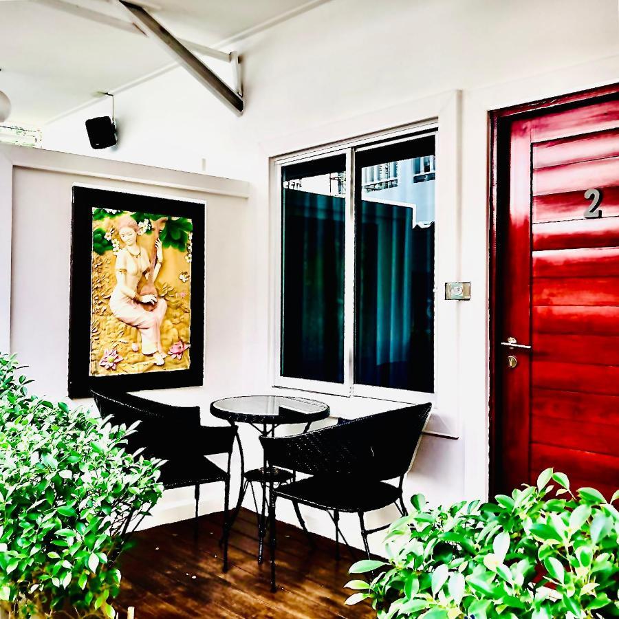 Koh Larn White House Otel Dış mekan fotoğraf