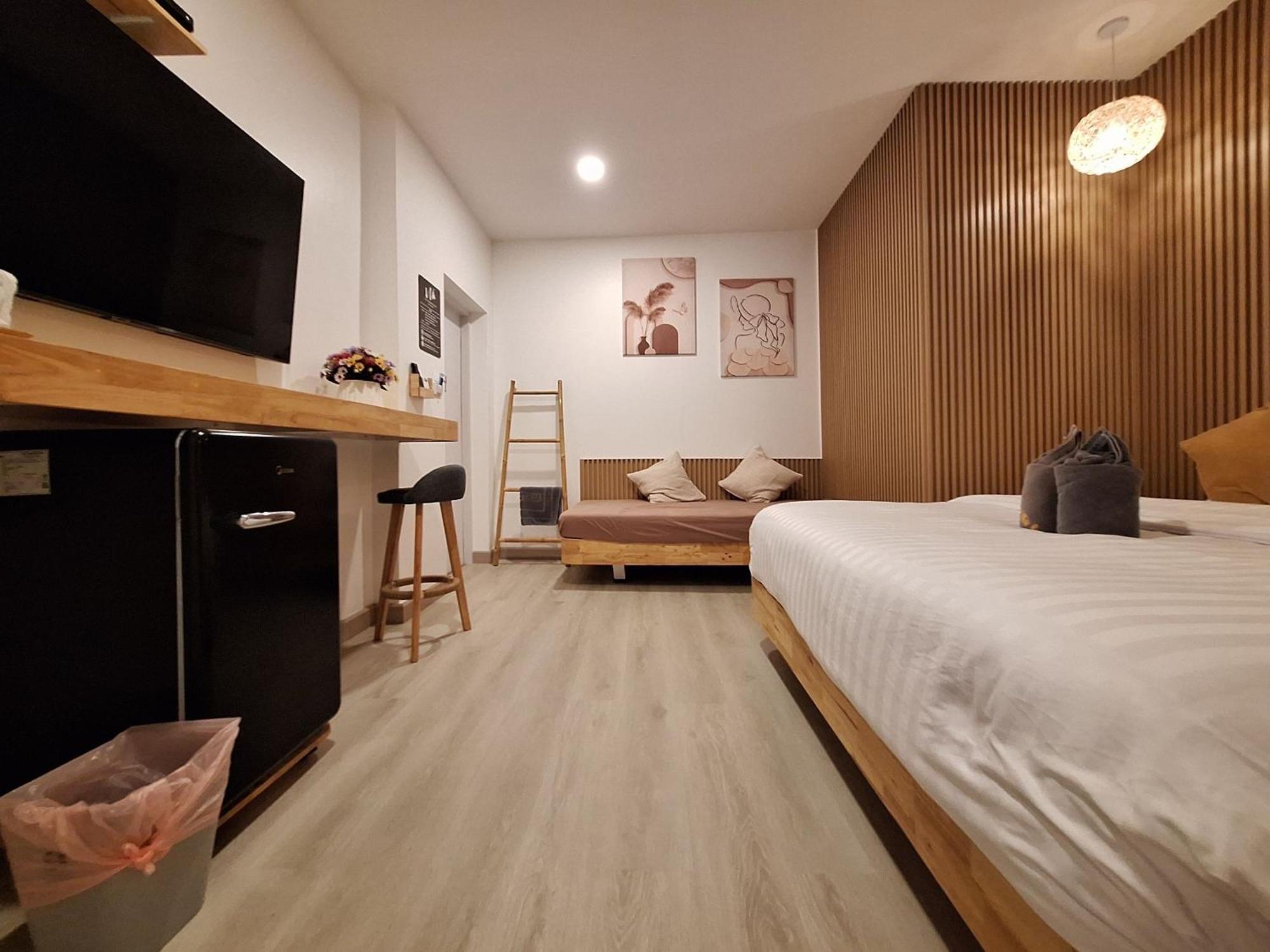Koh Larn White House Otel Dış mekan fotoğraf